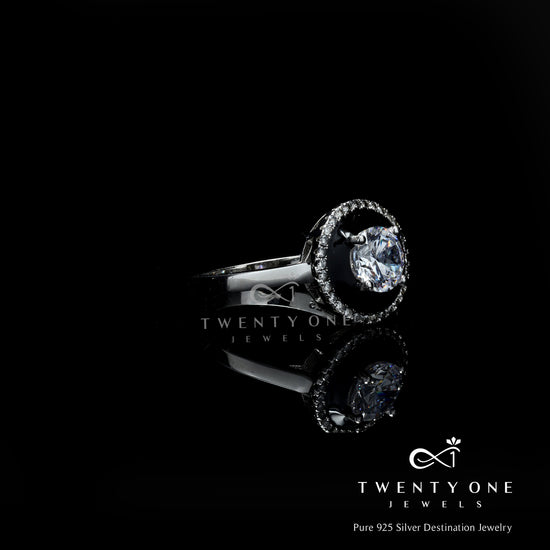 Black Beauty Reysa Solitaire Ring