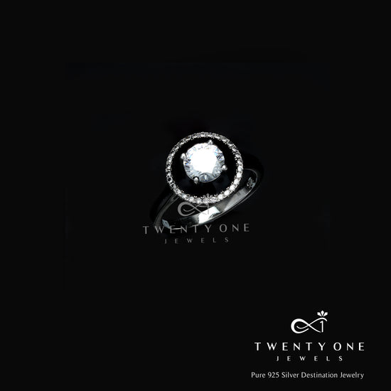 Black Beauty Reysa Solitaire Ring