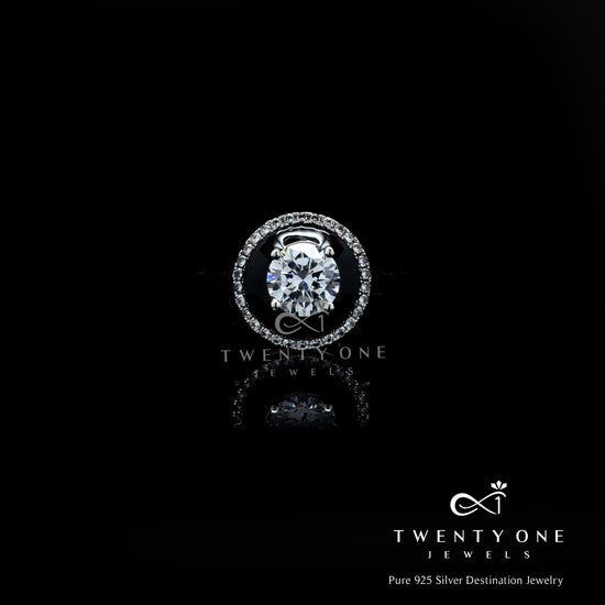 Black Beauty Reysa Solitaire Ring